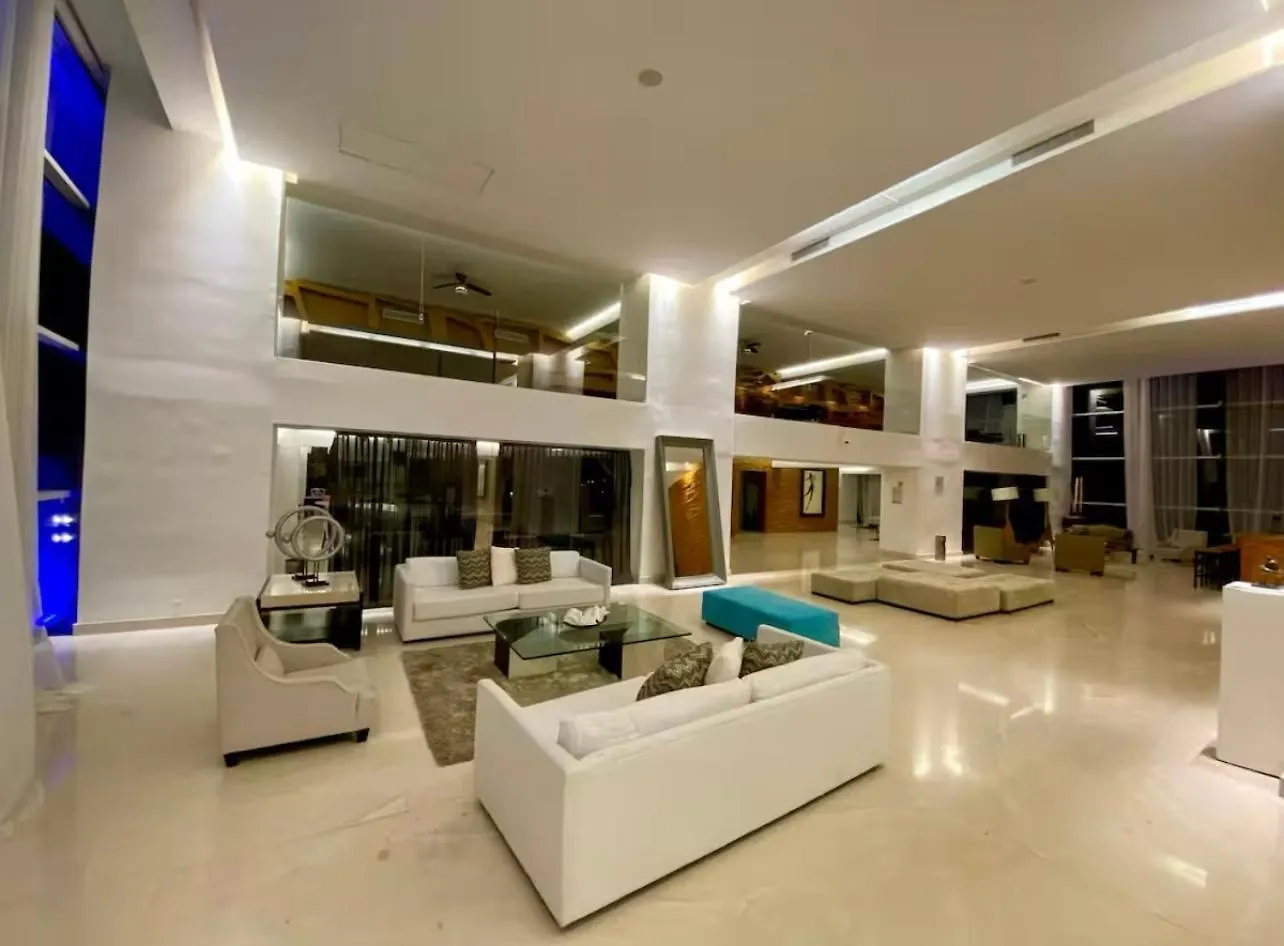 Peninsula Tower 4 Bedrooms Beachfront Sea View Mazatlán Διαμέρισμα